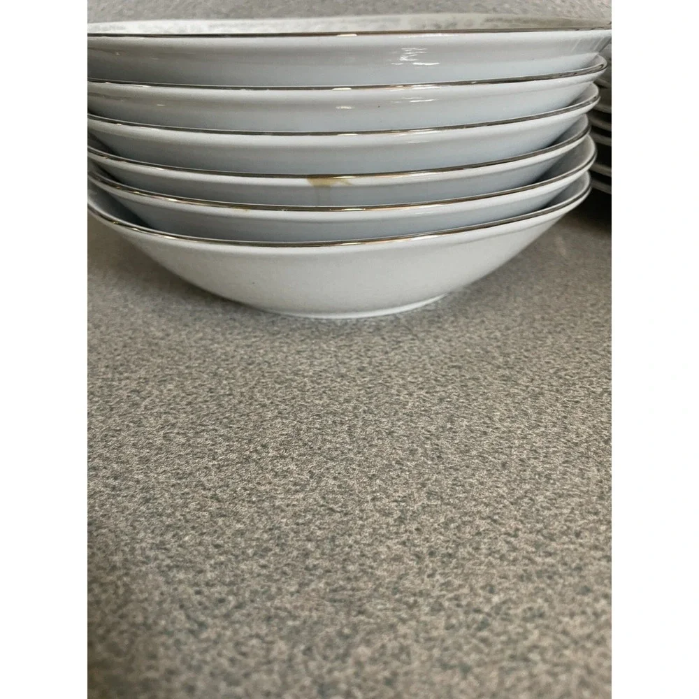 Beautiful Noritake Legendary‎ Sweet Leilani Fine China Set (43 pieces)  VINTAGE